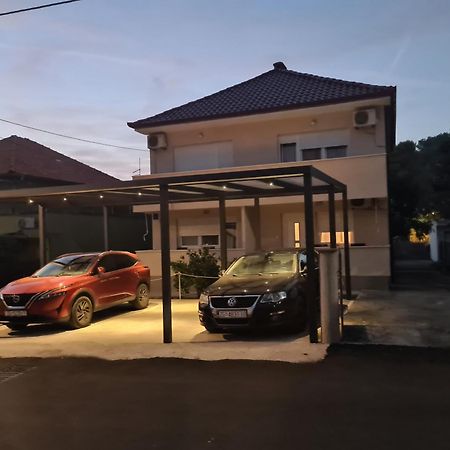 Apriori Apartments - Free Parking 자다르 외부 사진